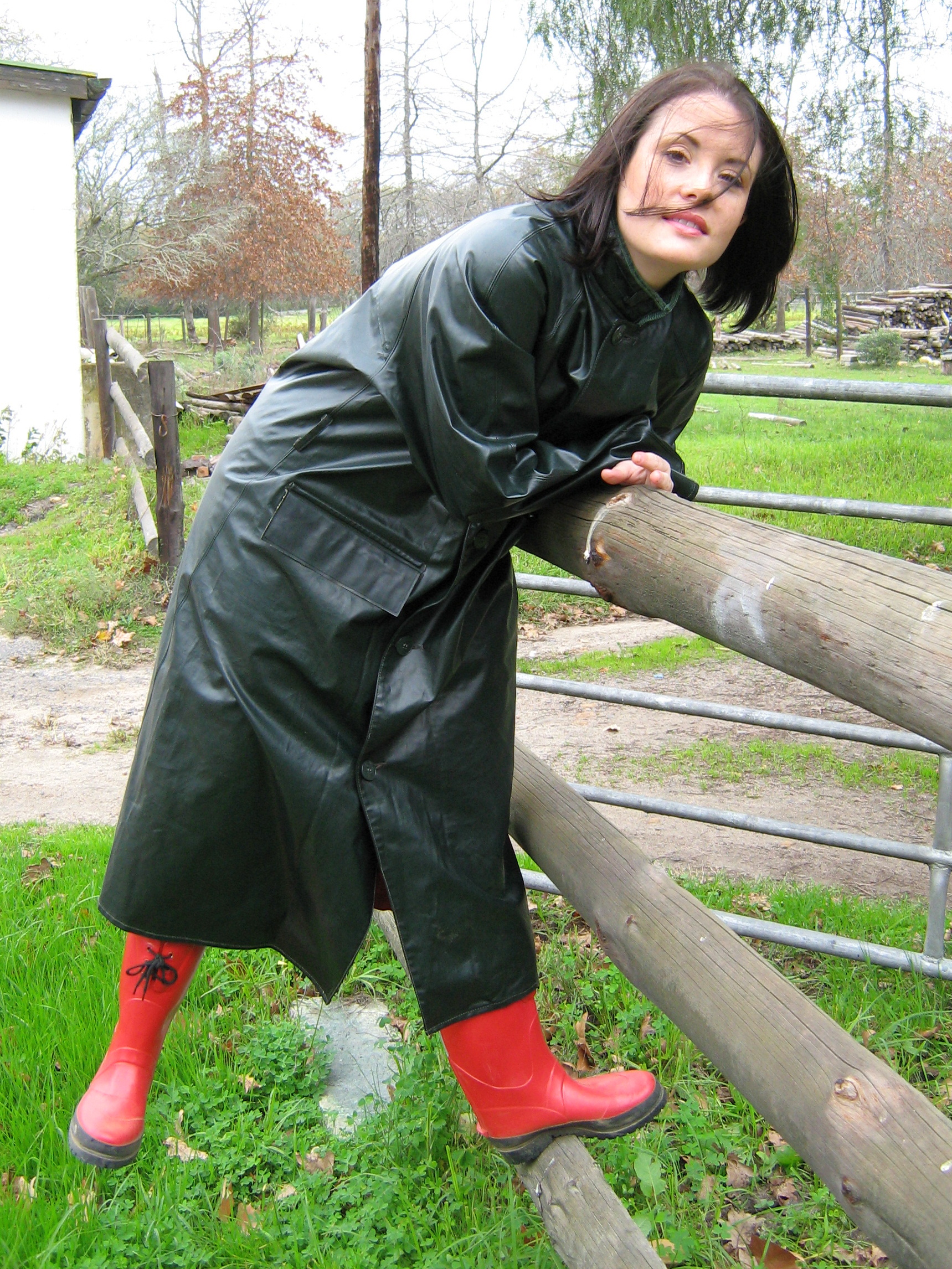 Rainweargirl