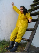 Rainweargirl